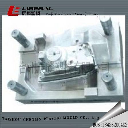 車(chē)大燈模具圖片