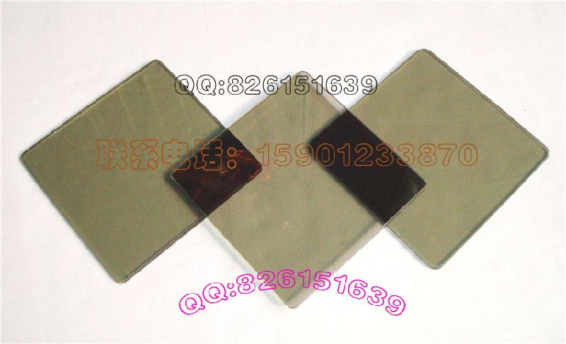 供應專業(yè)提供200毫米 300毫米以上大規(guī)格線偏振片圓偏振片定制加工