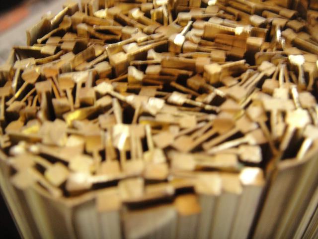 供應湖北各地銅條、玻璃花、塑料條湖北各地銅條玻璃花塑料條