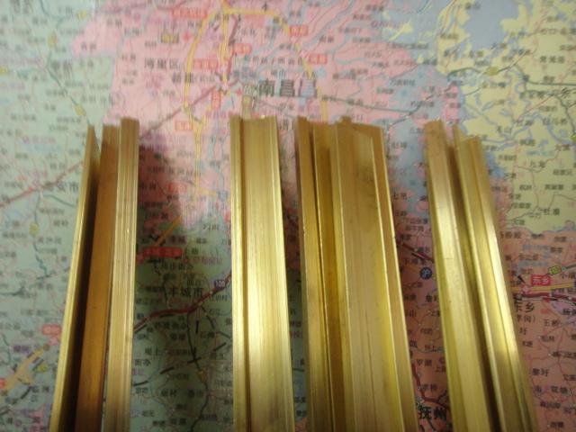 供應(yīng)廣東仿銅水磨塑料條生產(chǎn)廠家