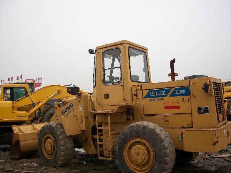 供應(yīng)營(yíng)口50柳工裝載機(jī)價(jià)格，柳工二手50鏟車(chē)價(jià)格查詢