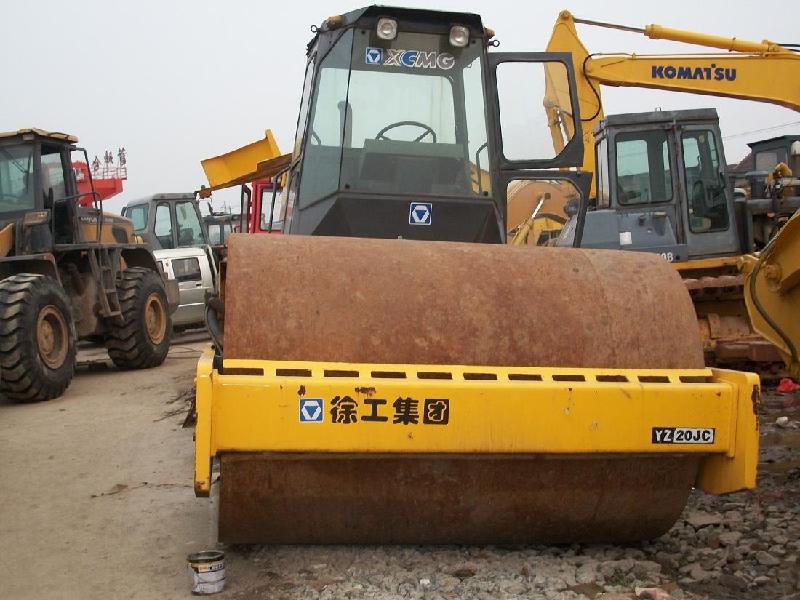 供應(yīng)煙臺二手壓路機市場，臨工20噸振動壓路機