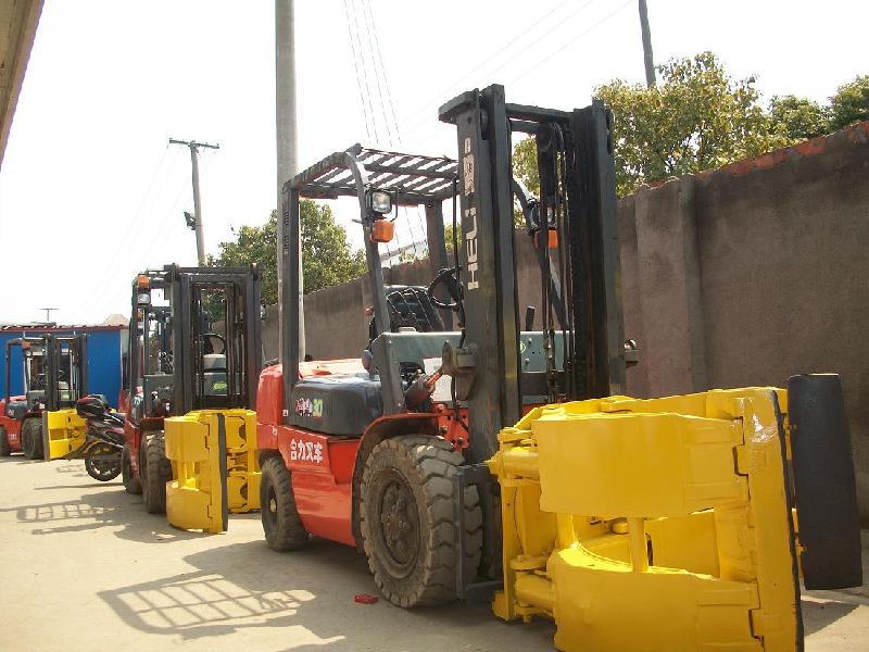 供應(yīng)鎮(zhèn)江二手叉車；二手合力4噸叉車，二手電瓶叉車
