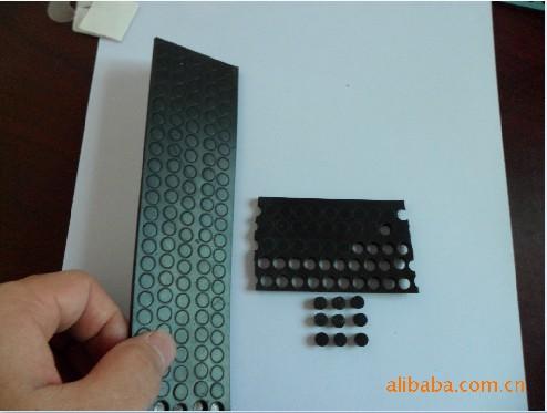 供應深圳環(huán)保橡膠墊/橡膠雙面帶教/高彈力橡膠批發(fā)