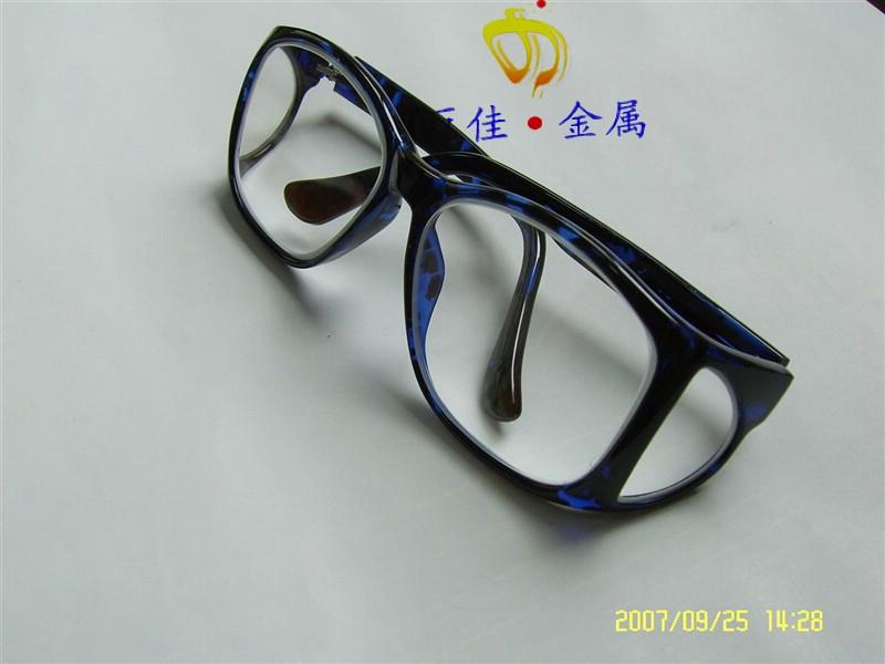 供應(yīng)防輻射眼鏡防護(hù)鏡100正品
