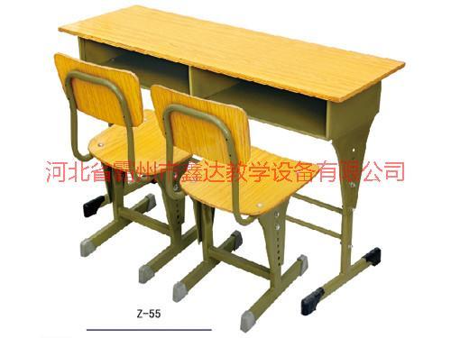 供應雙人三人課桌椅