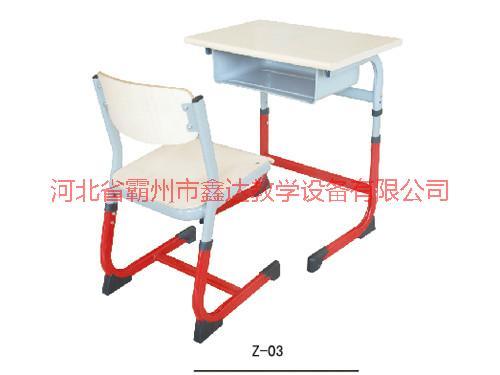 供應(yīng)山西耐用優(yōu)質(zhì)課桌椅