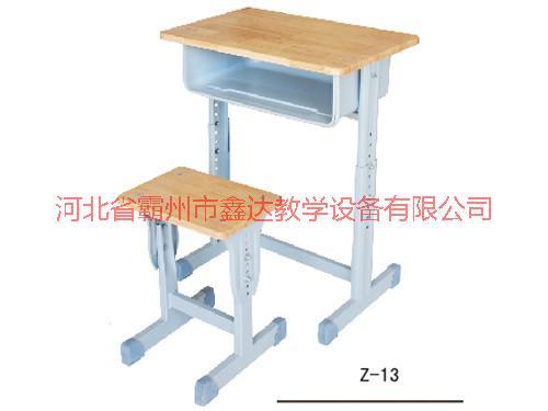 供應(yīng)新疆耐用優(yōu)質(zhì)課桌椅