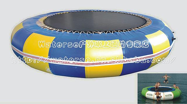 供應(yīng)水上嘣床水上跳床