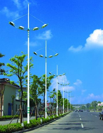 供應(yīng)揚(yáng)州16米路燈