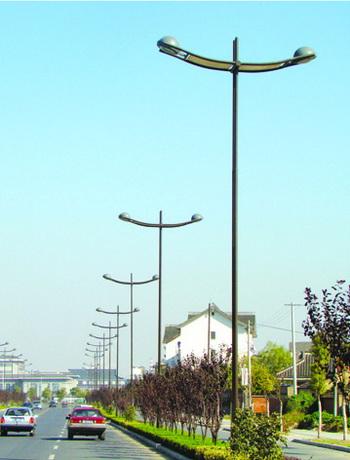 供應高郵雙臂路燈