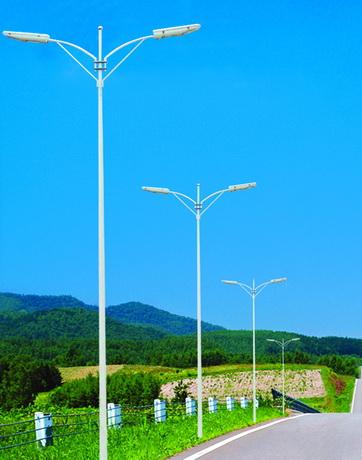 供應(yīng)12米路燈廠家