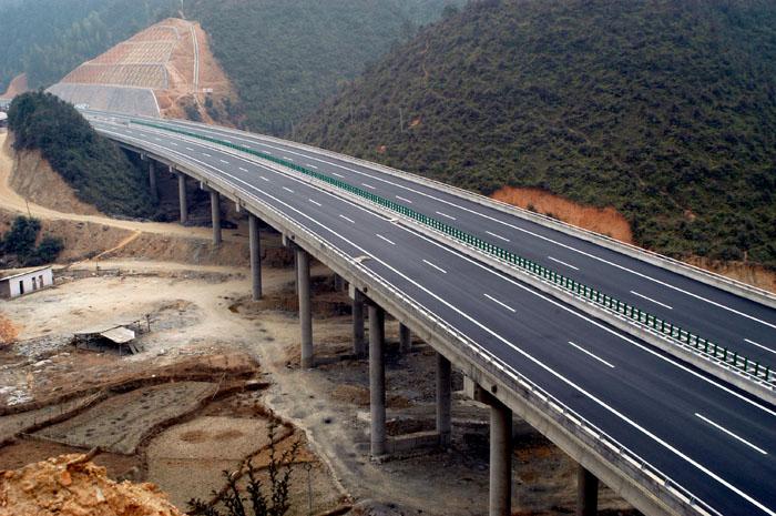 洛陽路橋模板漆清水混凝土脫模劑圖片