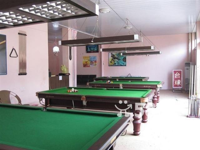 供應(yīng)臺球桌價格生產(chǎn)廠家直銷價格批發(fā)兼零售