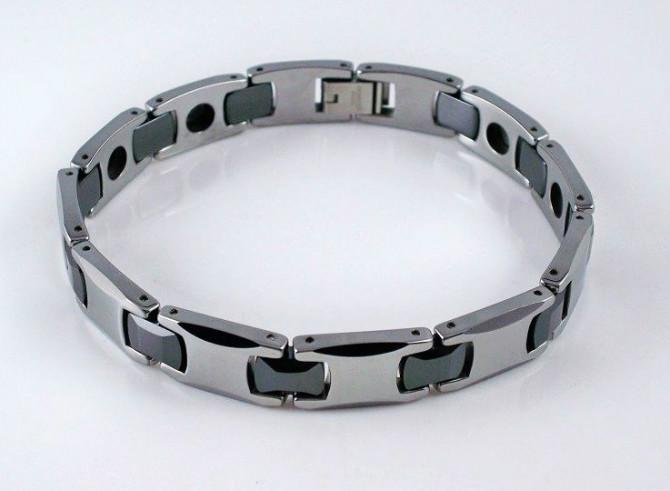 美容保健手鏈-加工廠項(xiàng)鏈 女 短款-翡翠項(xiàng)鏈-袖扣襯衫 男 長袖