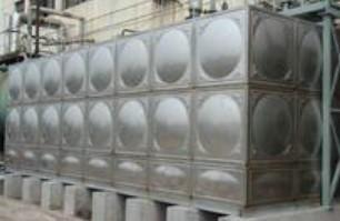 專業(yè)生產(chǎn)太陽能暖通熱水箱，空氣源熱泵水箱，不銹鋼保溫水箱