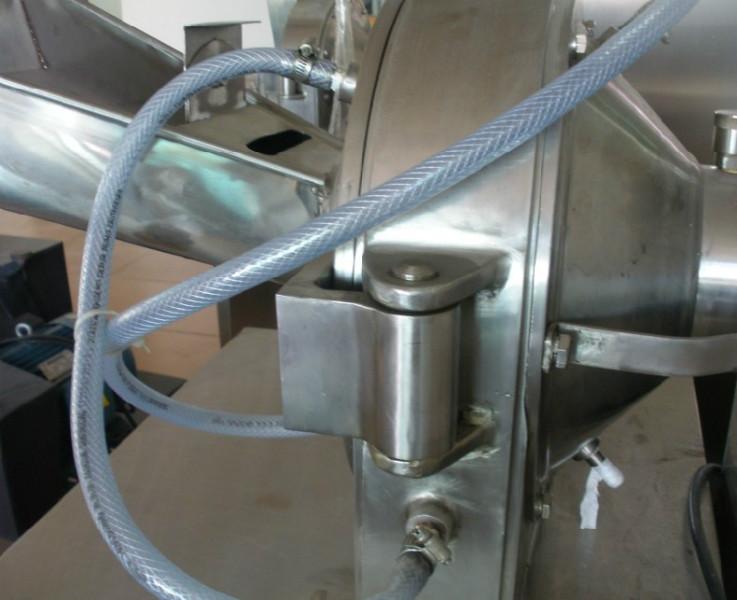 供應廣東304不銹鋼*粉碎機