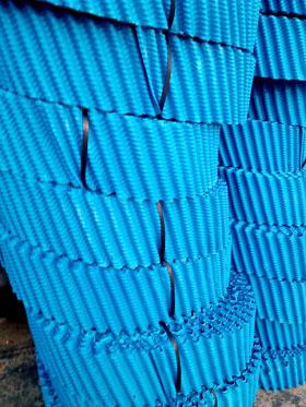 供應(yīng)玻璃鋼化糞池生產(chǎn)安裝老廠家河北