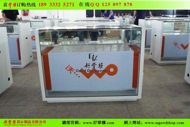 供應(yīng)全國(guó)聯(lián)通沃手機(jī)柜臺(tái)定做廠家