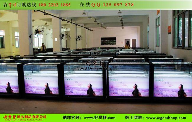 供應(yīng)OPPO手機(jī)柜臺(tái)定做LOGO圖片