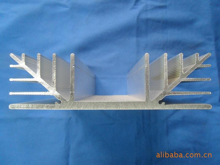 供應(yīng)滑軌鋁型材