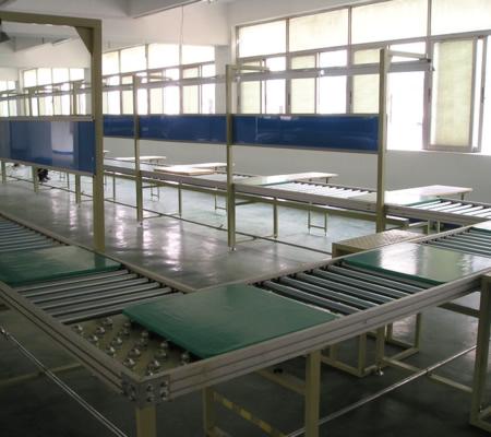 古鎮(zhèn)橫欄貨物滾筒輸送線設備圖片
