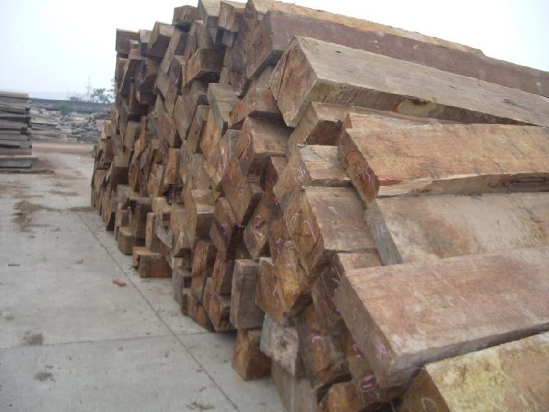 供應(yīng)非洲亞花梨進口清關(guān)非洲亞花梨清關(guān)手續(xù)非洲亞花梨清關(guān)費用