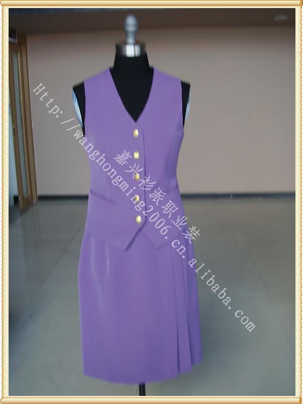 供應(yīng)浙江男女制服西裝定做優(yōu)惠