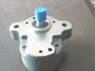 供應(yīng)帶鋸床油泵