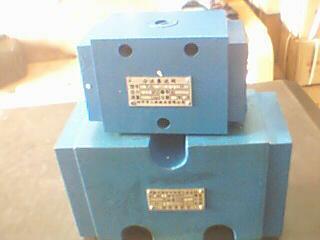 供應(yīng)分流集流閥（同步閥）