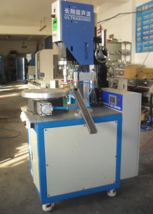 供應(yīng)雙頭轉(zhuǎn)盤式塑料焊接機-轉(zhuǎn)盤焊接機