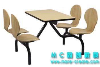 供應(yīng)快餐店常用的快餐桌椅款式