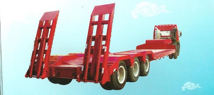 二手17米5低平板半掛車(chē)