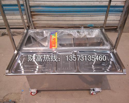 供應(yīng)流動美食車涮煮炸多功能小吃車