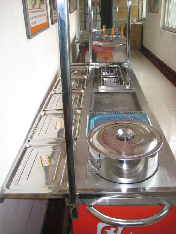 供應(yīng)炸貨小吃車流動的小吃商鋪