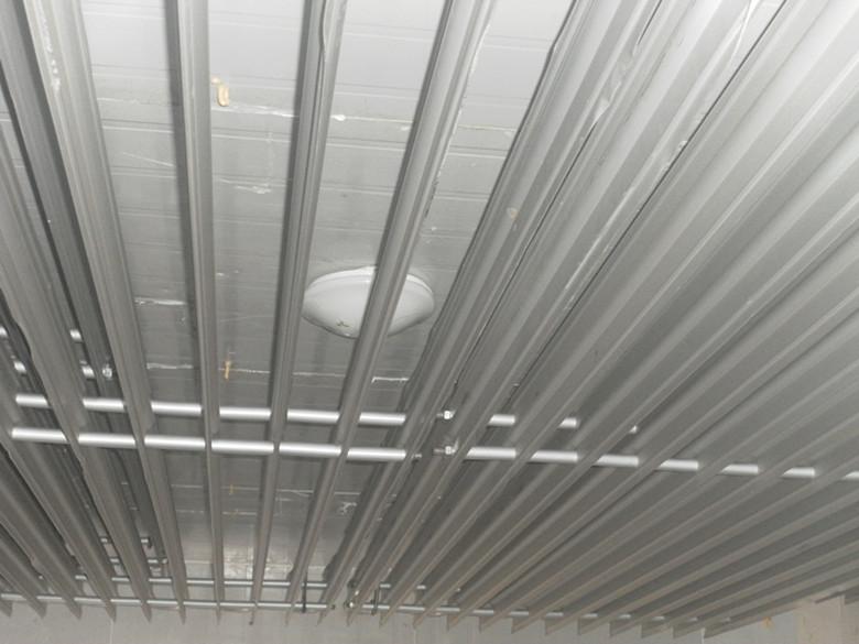 供應(yīng)保定冷庫(kù)并聯(lián)風(fēng)冷水冷機(jī)組