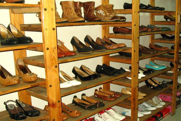 天津木制貨架精品木制貨架圖片