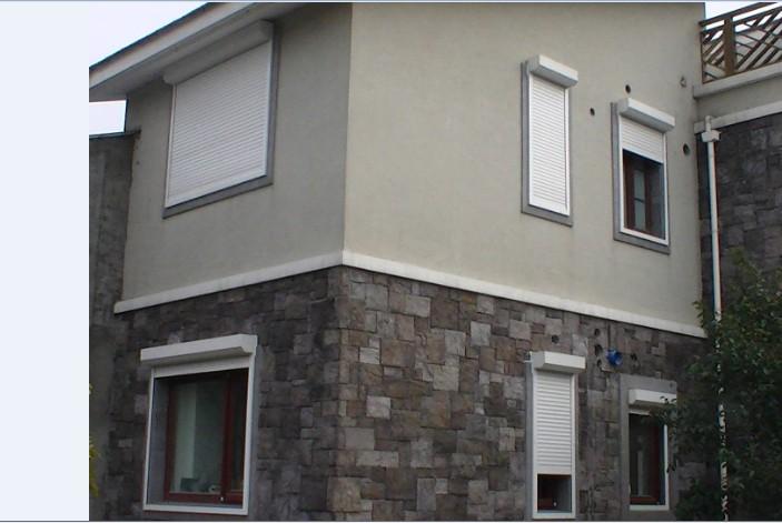 供應(yīng)42型發(fā)泡卷簾窗遙控卷簾窗智能卷簾窗