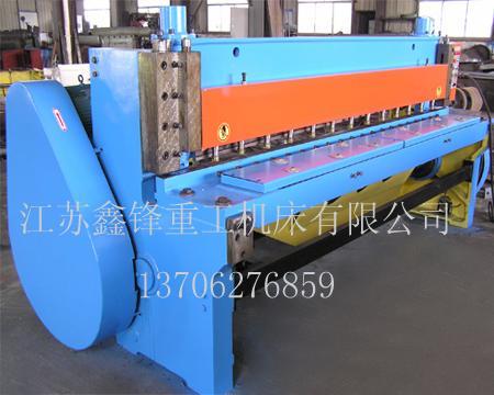 Q11-6x2500機(jī)械剪板機(jī)圖片