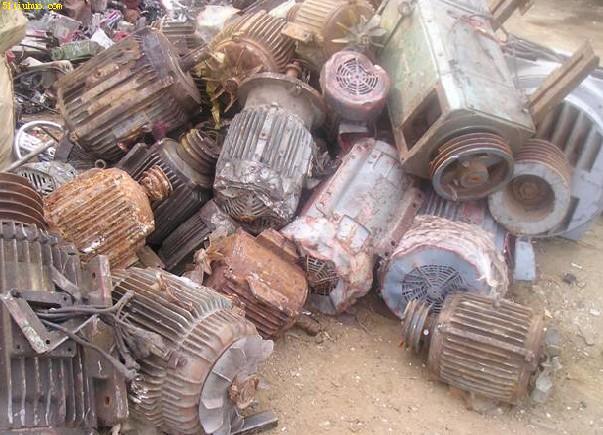 廢品回收，廢銅，鐵，不銹鋼等金屬圖片