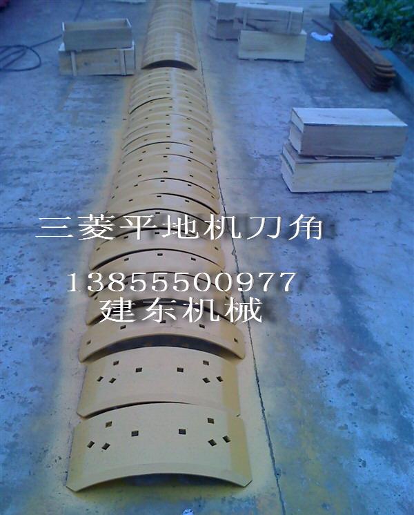 冠軍740平地機圖片