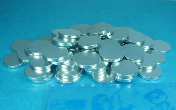 供應超小圓片磁鐵/磁鐵批發(fā)/吸鐵石