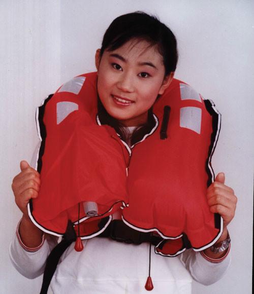 供應圍巾式氣脹救生衣，救生衣廠家