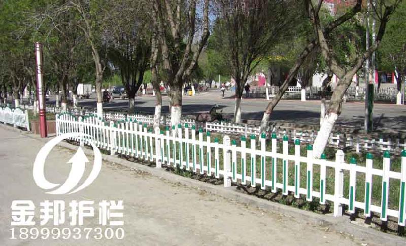 供應(yīng)新疆城市道路護(hù)欄烏魯木齊城市交