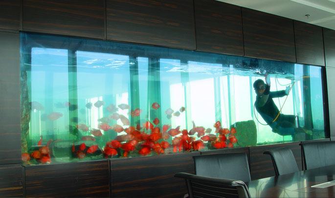 供應(yīng)大連酒店魚缸制作公司