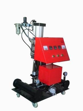 供應(yīng)聚氨酯噴涂機/聚氨酯保溫噴涂機