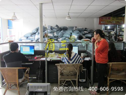 供應(yīng)梳理機彈花機梳花機開繭機棉被機器壓花機壓棉機磨盤機