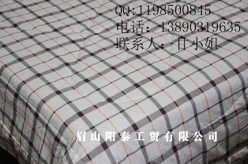 供應(yīng)做包被機(jī)器大棚被機(jī)器九針絎被機(jī)