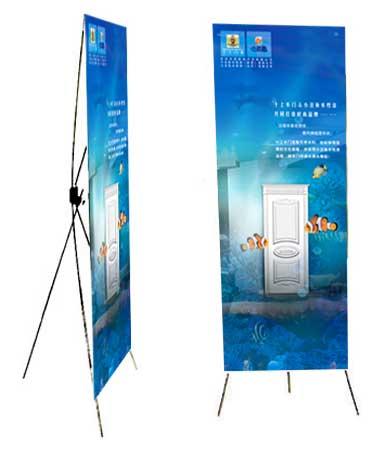 供應(yīng)鄭州寫真噴繪易拉寶展架展板燈箱片