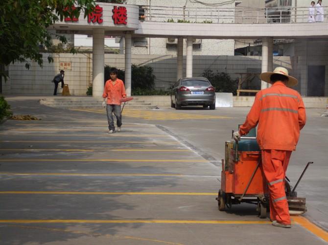 供应阳江专业地下停车场划线图片